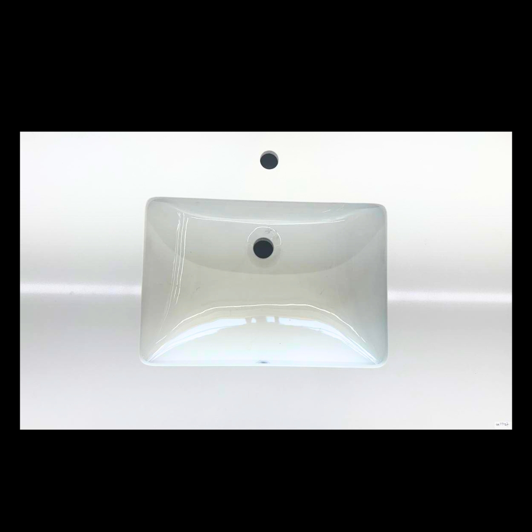 GYY07 43" COUNTERTOP OFF WHITE