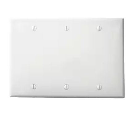 Leviton 3-Gang Blank Plate � White