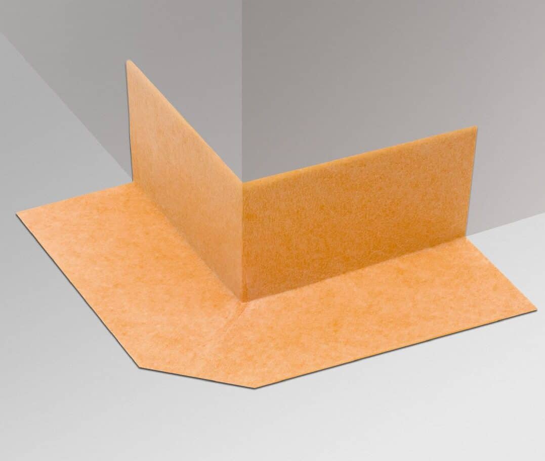 OUTSIDE CORNER FOR SHOWERS