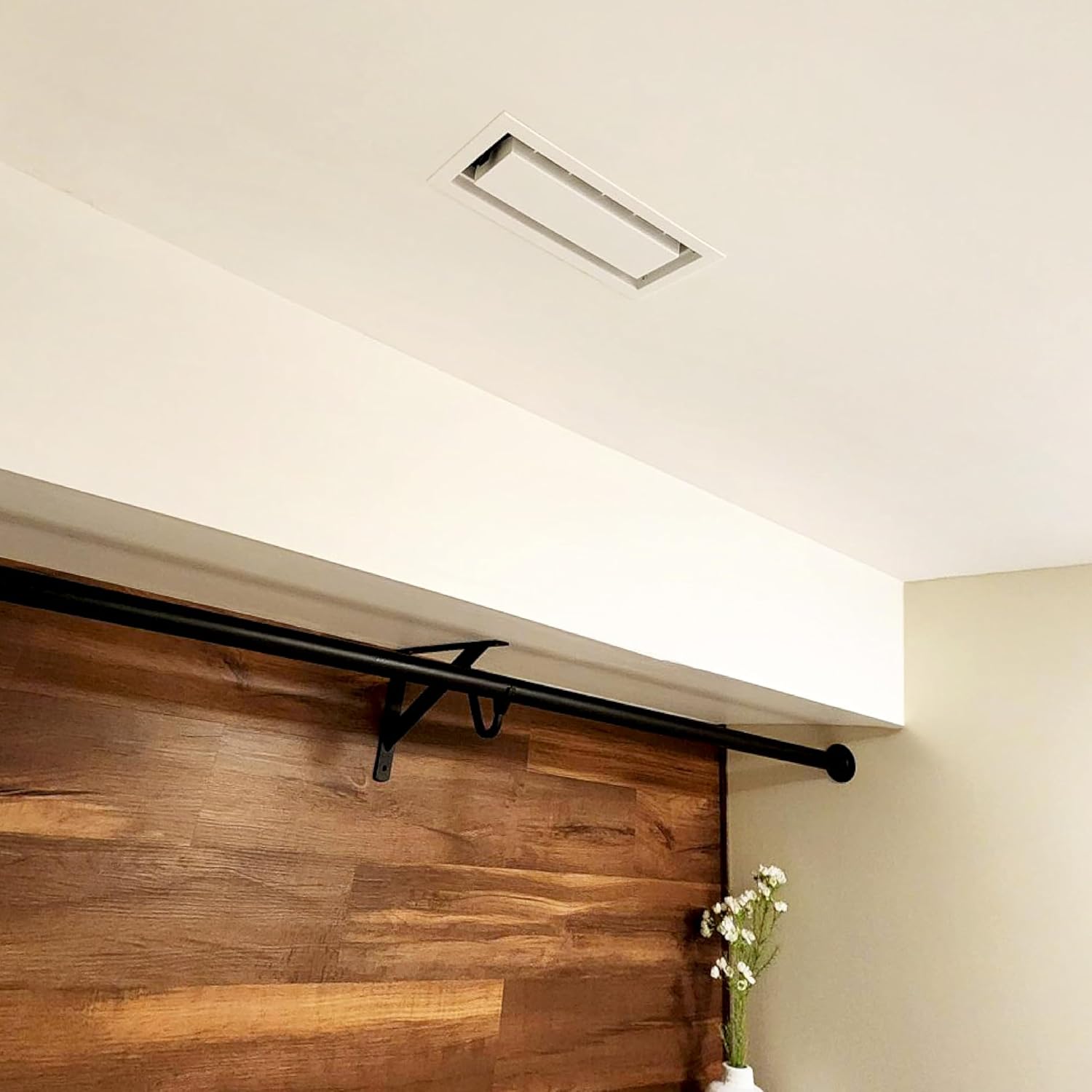 Wall & Ceiling Vent � 4" x 10", White 