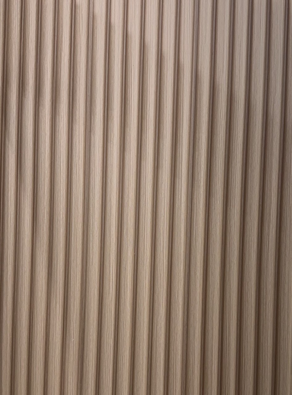 WPC ROUND FLUTED PANEL OAK 6X9.5